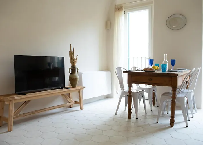 Mediterranean Diano Apartamento *